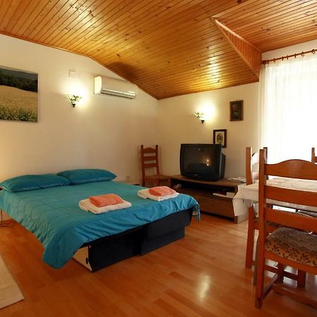 Apartment Svobode Izola Εξωτερικό φωτογραφία